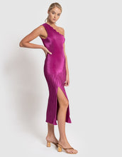Load image into Gallery viewer, Soirée One Shoulder Sleeve Gown by L&#39;idee

